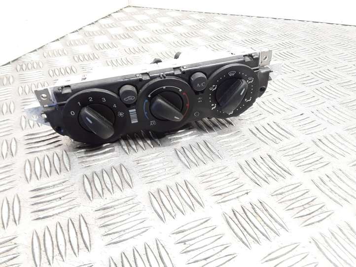 Ford Focus (2005 - 2008)  69607003 Блок управления кондиционера воздуха / климата/ печки (в салоне)
