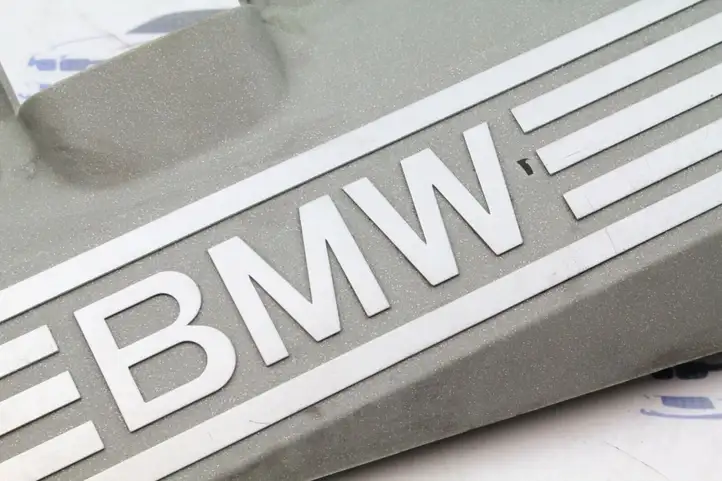 BMW 6 E63 E64 (2002 - 2010) 7508777 Крышка двигателя декоративная — фото 5