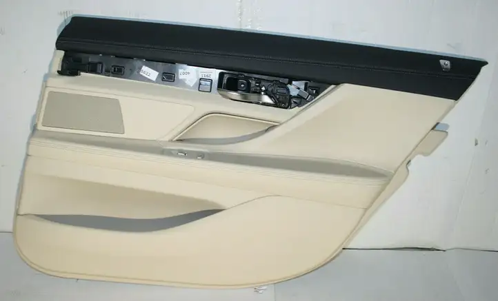 BMW 7 G11 G12 (2015 - 2022) Обшивка задней двери — фото 1