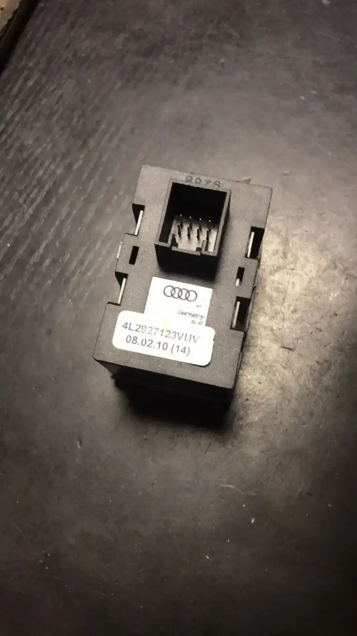 Audi A6 S6 C6 4F (2008 - 2011) 4L2927123VUV Включатель регулировки освещения панели — фото 2