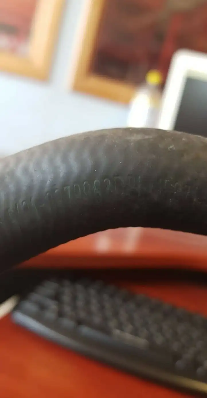 BMW 5 E39 (1996 - 2003) 1433602 Шланги системы охлаждения — фото 2