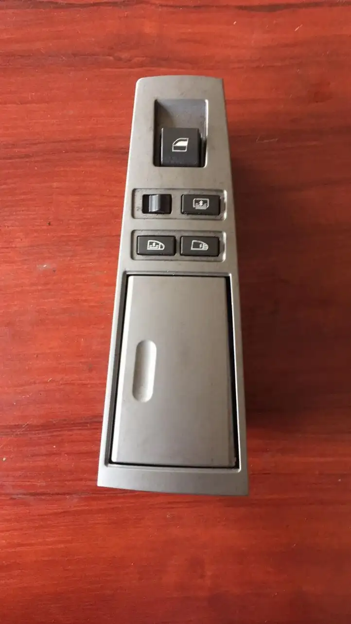 BMW 7 E65 E66 (2001 - 2008) 6917108 Кнопка стеклоподъемников — фото 1