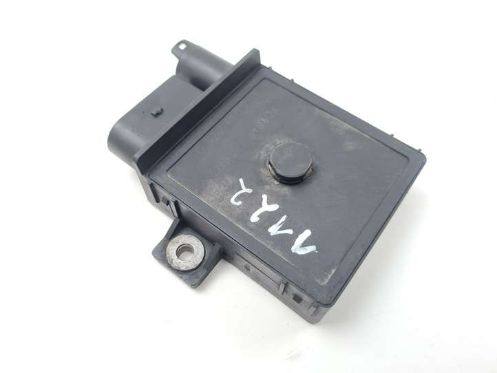 BMW 5 E60 E61 (2004 - 2010)  0522140701 Реле подогрева свеч