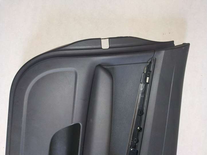 Audi A6 (2004 - 2008)  4F1867105 Обшивка передней двери