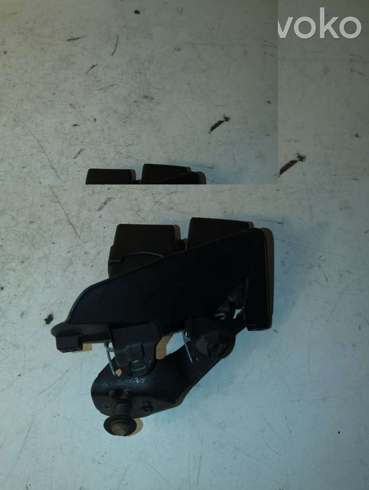 Audi A6 (2004 - 2008)  4F0857739D Задний средний замок ремня