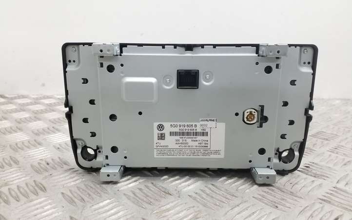 Volkswagen Golf VII (2013 - 2019)  5G0919605B Радио/ проигрыватель CD/DVD / навигация