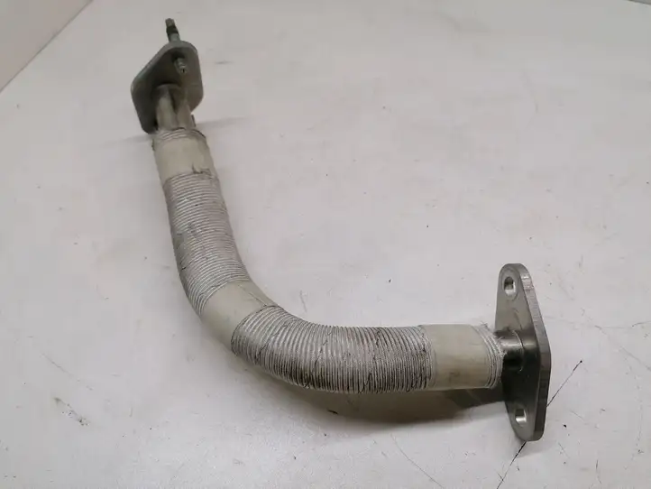 Toyota Yaris (2014 - 2019) Трубка EGR — фото 3