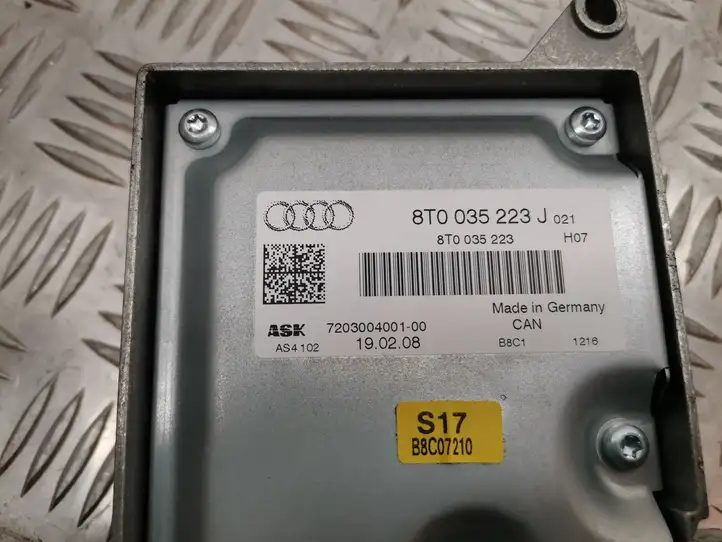 Audi A4 S4 B8 8K (2007 - 2011) 8T0035223J Усилитель звука — фото 3