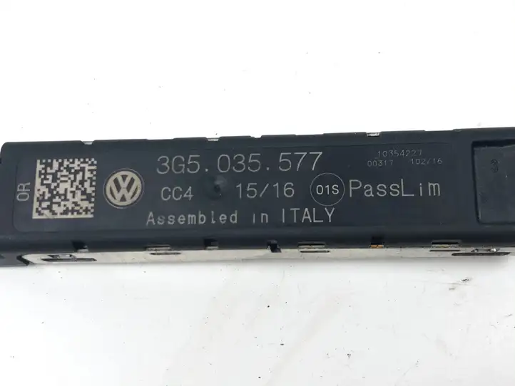 Volkswagen PASSAT B8 (2015 - ) 3G5035577 Усилитель антенны — фото 3