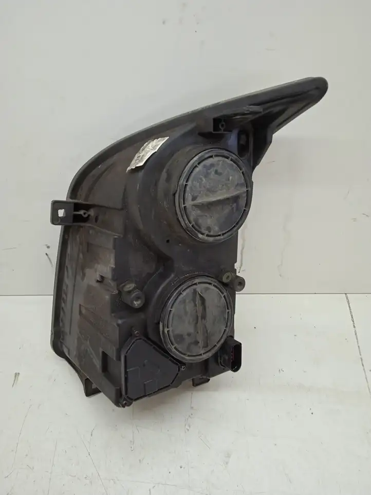 Volkswagen Crafter (2006 - 2016) 24761600R Передняя фара — фото 3