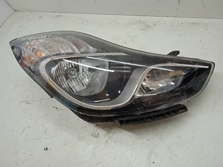 Hyundai ix20 (2015 - 2019) 921021KXXX Передняя фара — фото 1
