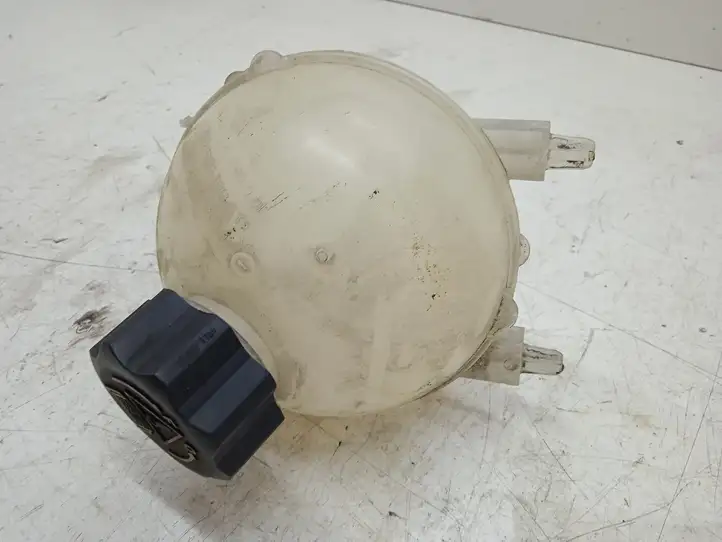 Citroen C4 I Picasso (2006 - 2013) 9684527680001 Расширительный бачок — фото 1