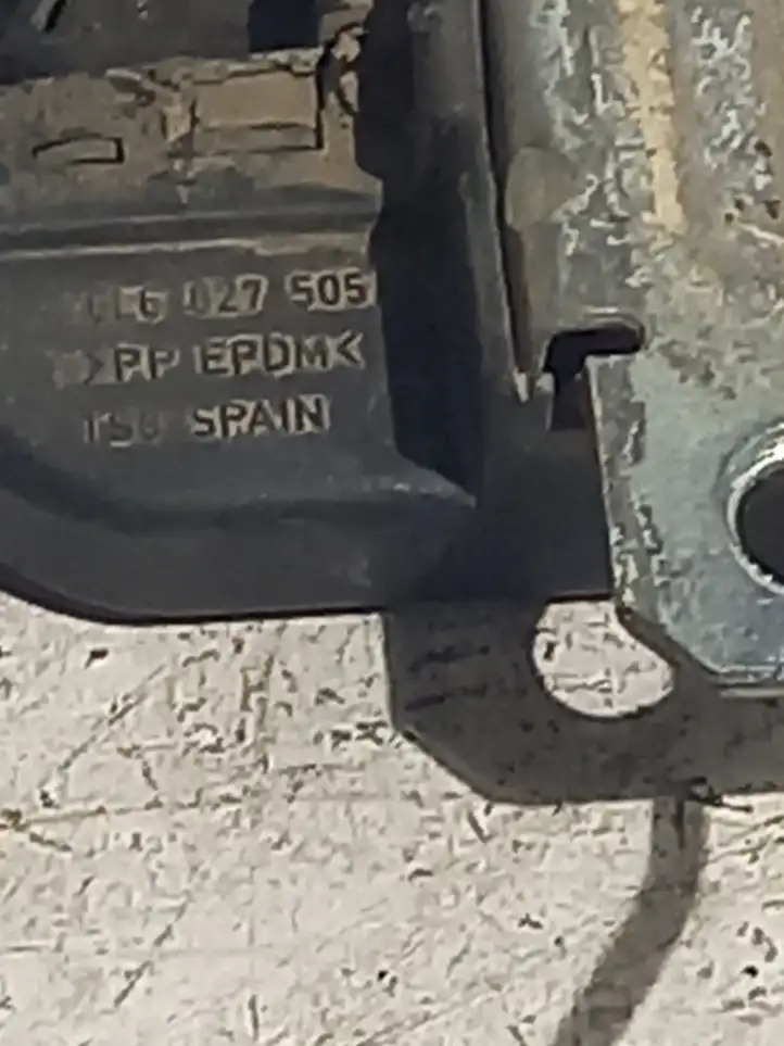 Seat Ibiza II (6k) (1999 - 2002) 6L6827505A Замок крышки багажника — фото 3
