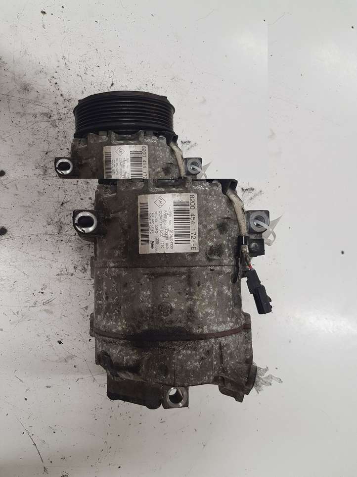 Opel Vivaro (2006 - 2014)  8200454172E Компрессор (насос) кондиционера воздуха