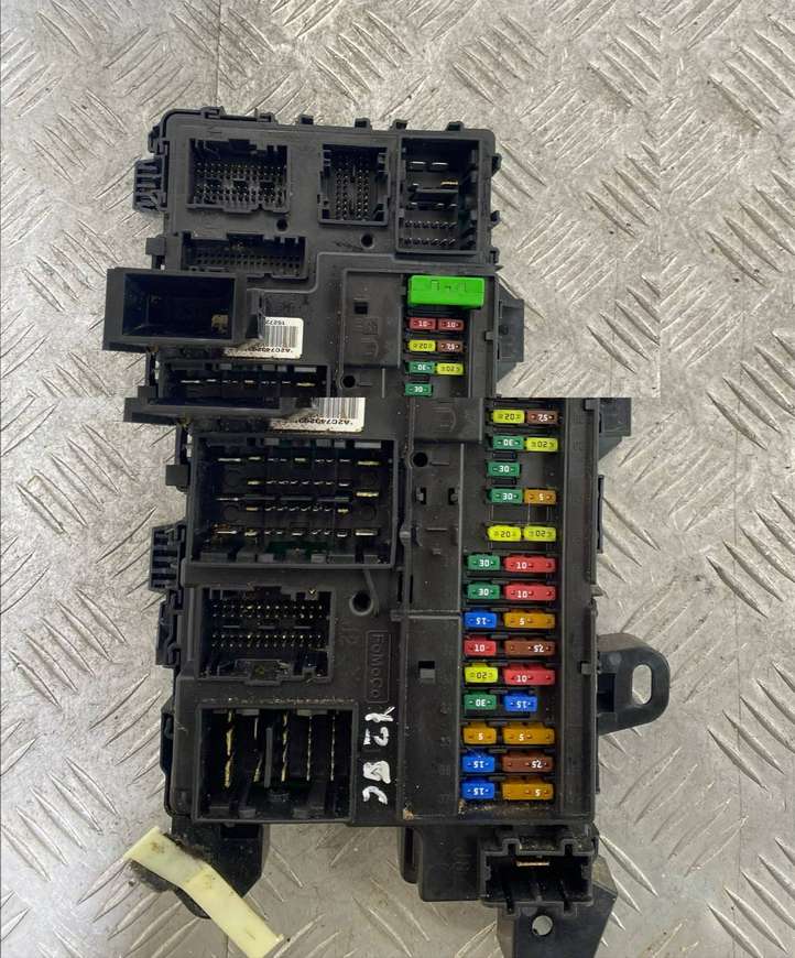 Ford F-Series (2014 - 2018)  FL3T15604DJ Ящик предохранителей (комплект)
