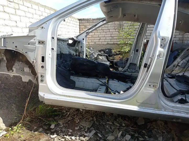 Hyundai i20 (GB IB) (2014 - 2018) Средняя стойка кузова (B) — фото 1