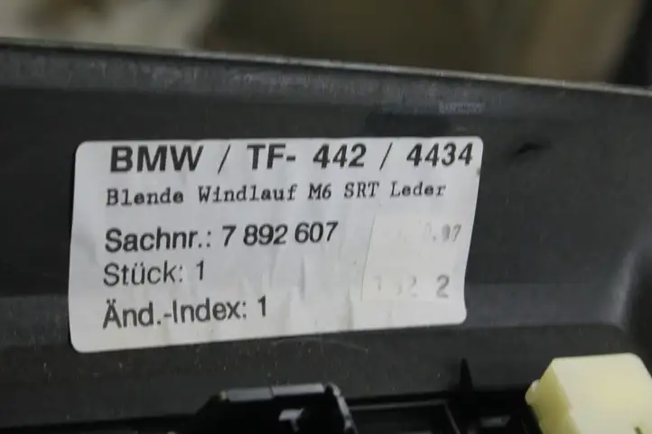 BMW M6 E63/E64 (2004 - 2010) 7892607 Обшивка стойки A — фото 2