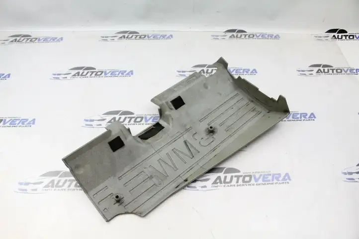 BMW 6 E63 E64 (2002 - 2010) 7508778 Крышка двигателя декоративная — фото 2