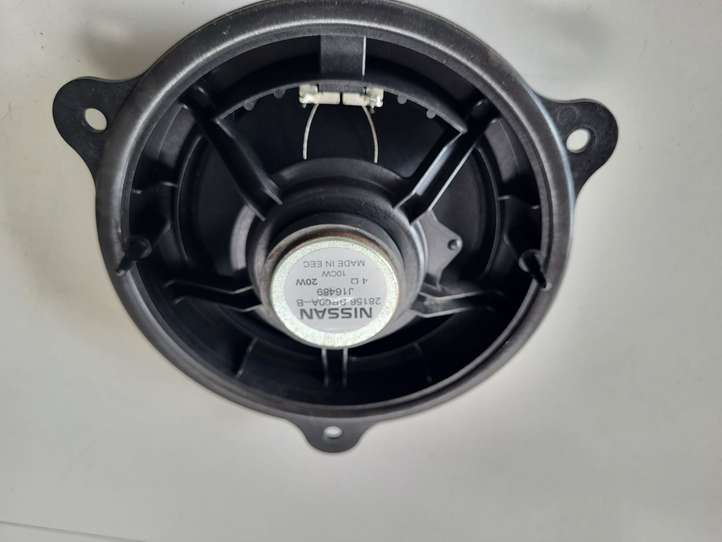 Nissan Juke II F16 (2019 - )   Громкоговоритель (громкоговорители) в задних дверях
