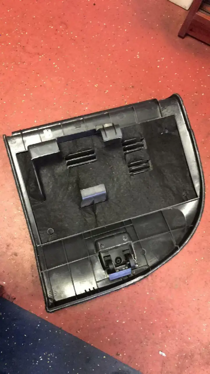 BMW 5 E60 E61 (2004 - 2010) 7050368 Прочая отделка багажника — фото 2