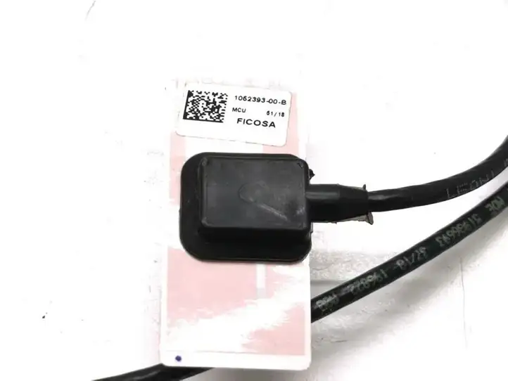 Tesla Model S (2012 - 2016) 1052393-00-B Прочая электропроводка — фото 2