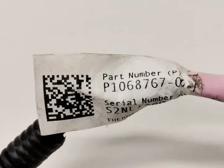 Tesla Model 3 (2017 - 2023) 1068767-00-F Прочая электропроводка — фото 2