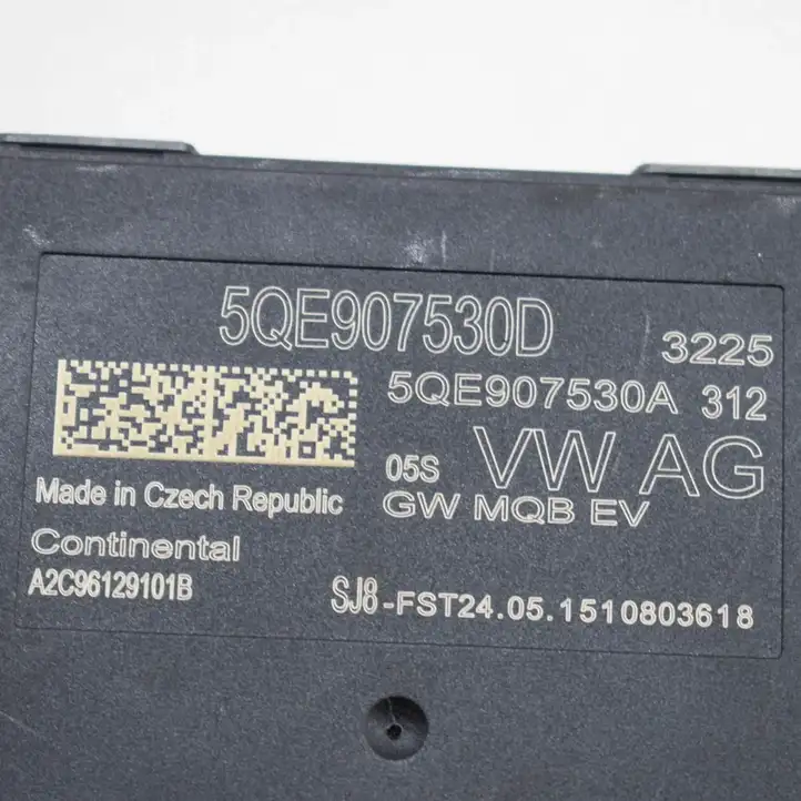Audi A3/S3 8V (2012 - 2016) 5QE907530D Модуль Gateway — фото 6