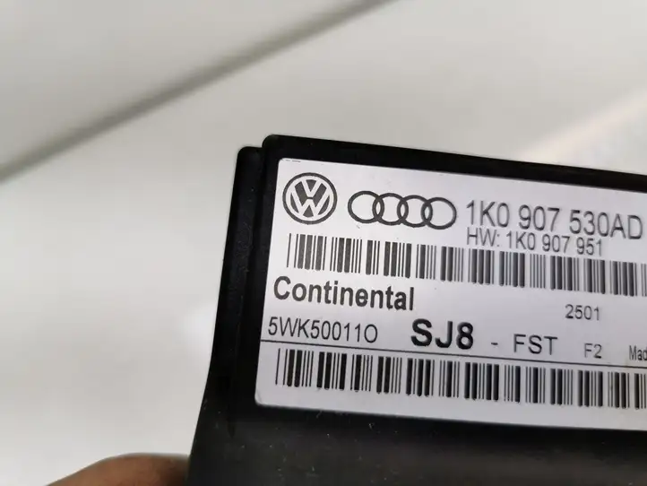 Volkswagen Touran I (2003 - 2010) 1K0907530AD Модуль Gateway — фото 3