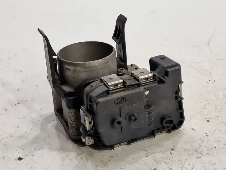 Seat Leon (5F) (2012 - 2019) 03F133062B Дроссельная заслонка — фото 1
