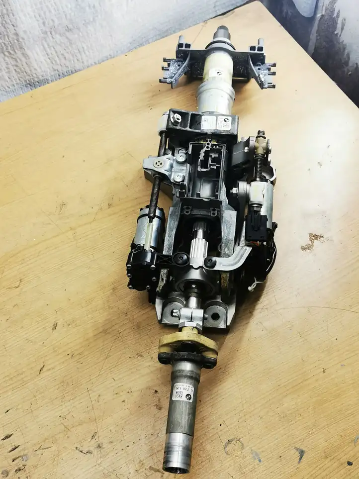 BMW 7 F01 (2008 - 2016) 6778135 Комплект оси рулевого колеса — фото 1