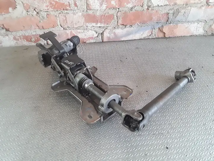 Ford Fiesta (2006 - 2008) Комплект оси рулевого колеса — фото 3