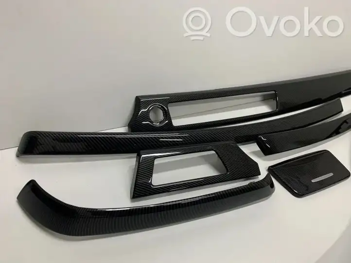 BMW 3 E90 E91 Отделка внутренней панели салона — фото 3