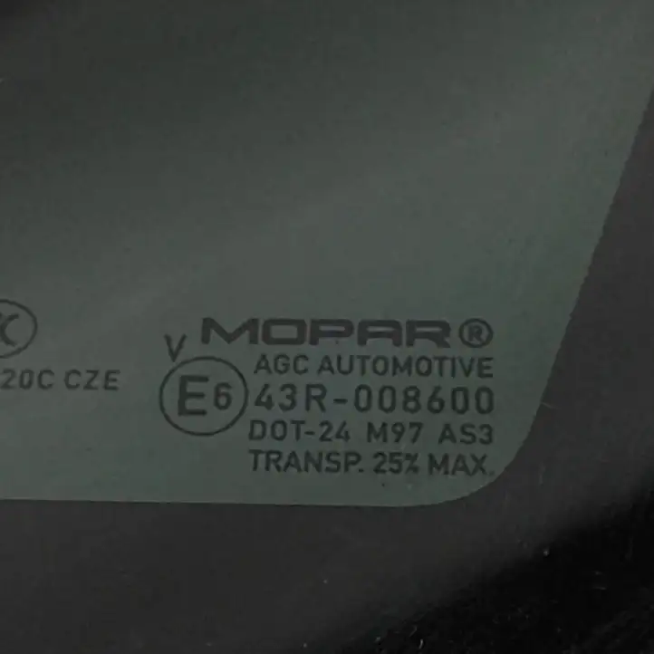 Peugeot 3008 III (2023 - ) 9845926380 Заднее боковое стекло — фото 5