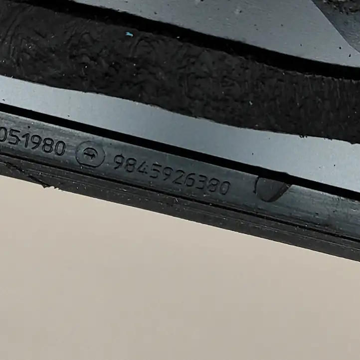 Peugeot 3008 III (2023 - ) 9845926380 Заднее боковое стекло — фото 6