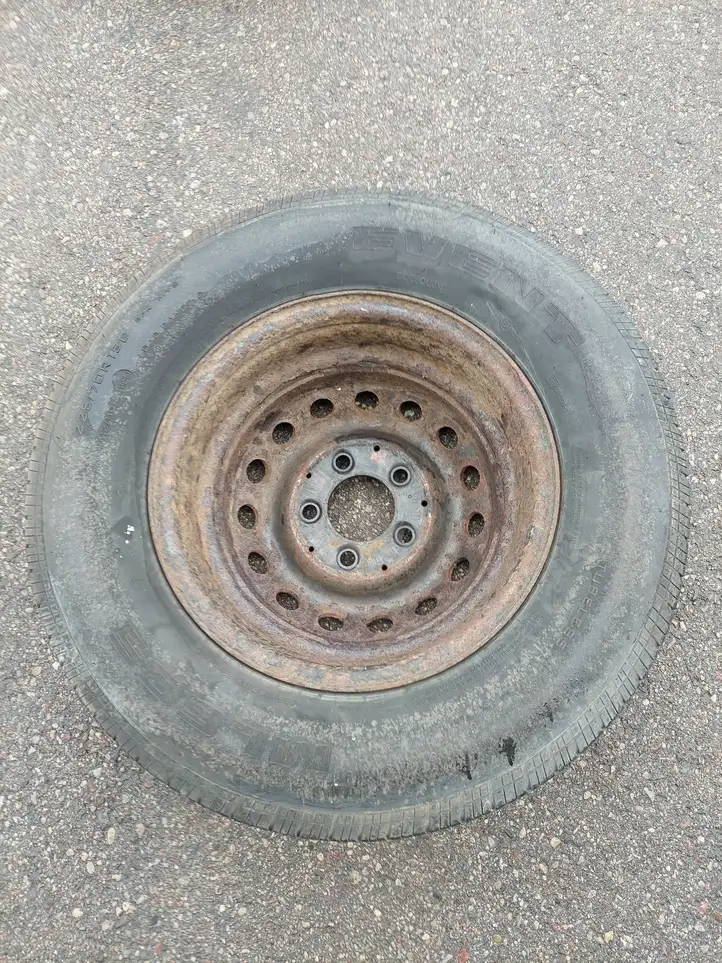 Mercedes-Benz Sprinter W901 W902 W903 W904 (1995 - 2007) Зимняя шина C шипованная R 15 — фото 2