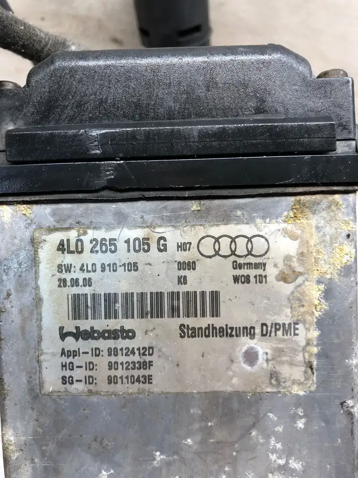 Audi Q7 4L (2005 - 2009) 4L0265105G Реле накала свечей — фото 4