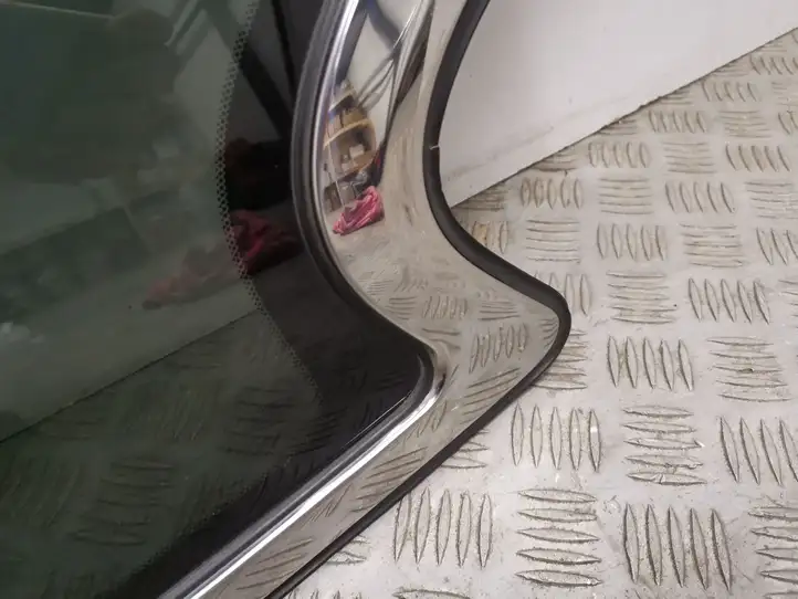 Infiniti QX60 L50 (2013 - 2021) 83300-3JA0A Заднее боковое стекло — фото 3