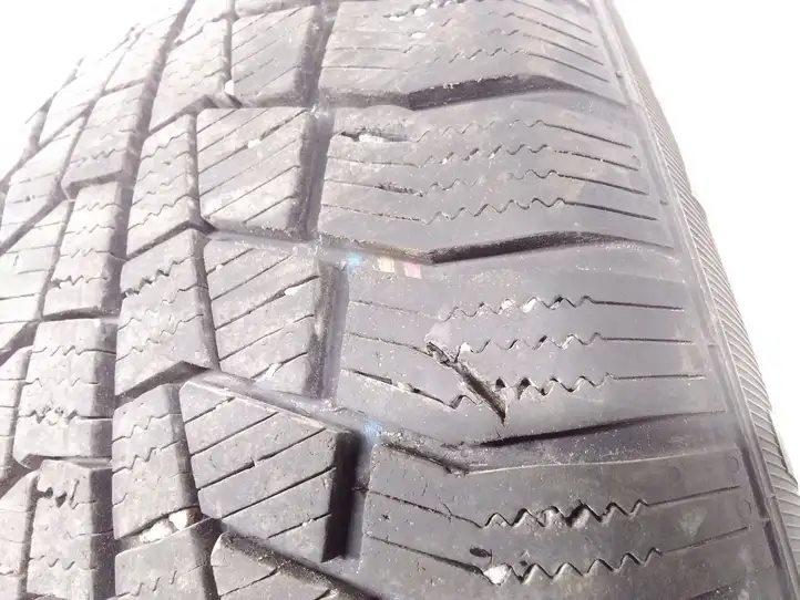 Ford Focus Grand C-MAX (2010 - 2019) 21555R16 Зимняя шина R16 — фото 16