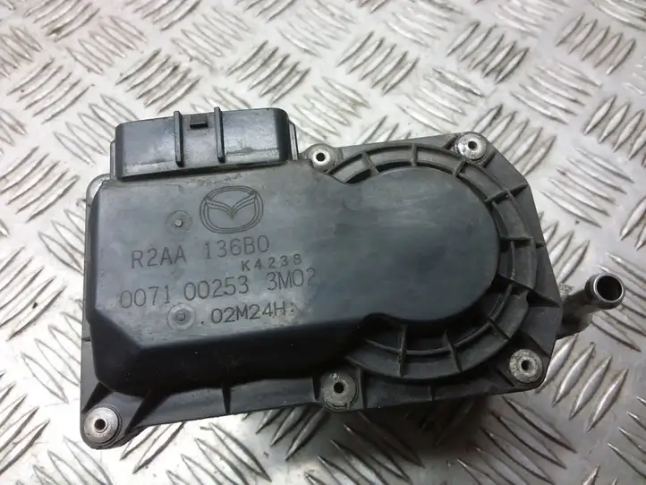 Mazda 6 (2009 - 2012) R2AA136B0 Дроссельная заслонка — фото 3