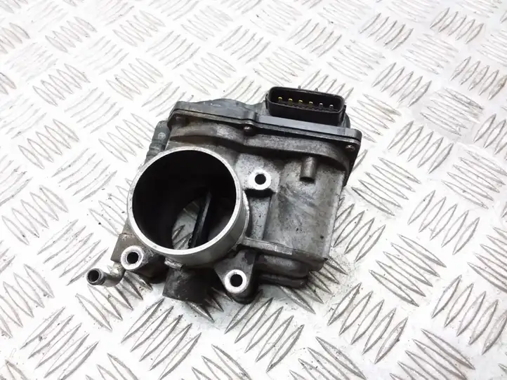 Mazda 5 (2005 - 2010) RF7J136B0C Дроссельная заслонка — фото 1