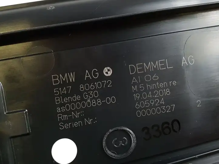 BMW M5 F90 (2017 - 2019) 51478061071 Внутренняя обшивка порога (комплект) — фото 8