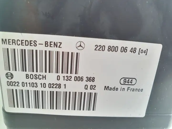 Mercedes-Benz S W220 (1998 - 2006) 2208000648 Вакуумный насос центрального замка — фото 7