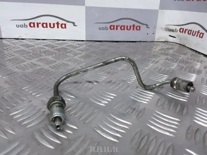 Toyota Corolla E120 E130 (2000 - 2004) Трубка подачи топлива в форсунки — фото 1