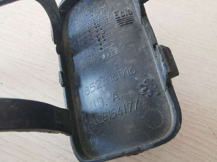 Peugeot 607 (2000 - 2004)  9629154177 Заглушка буксировочной петли бампера