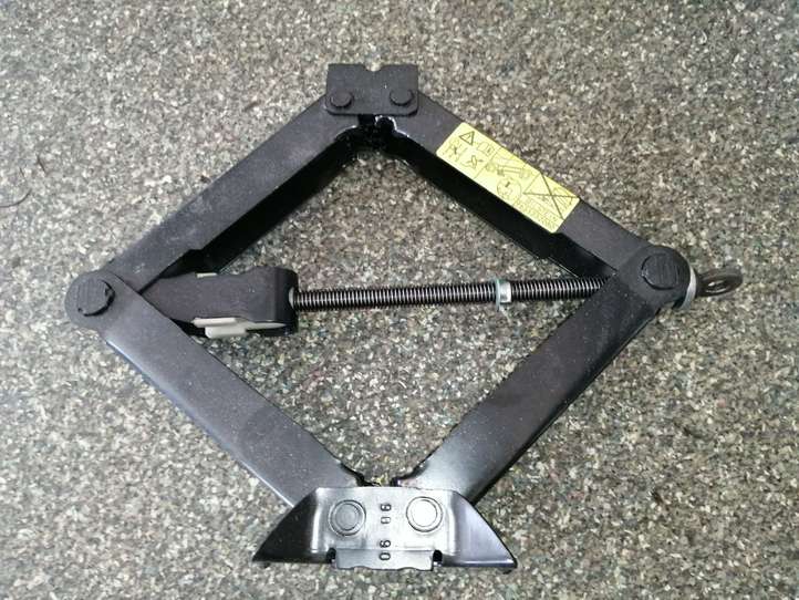 Citroen C5 (2004 - 2008)  9655352080 Домкрат (данкрат)