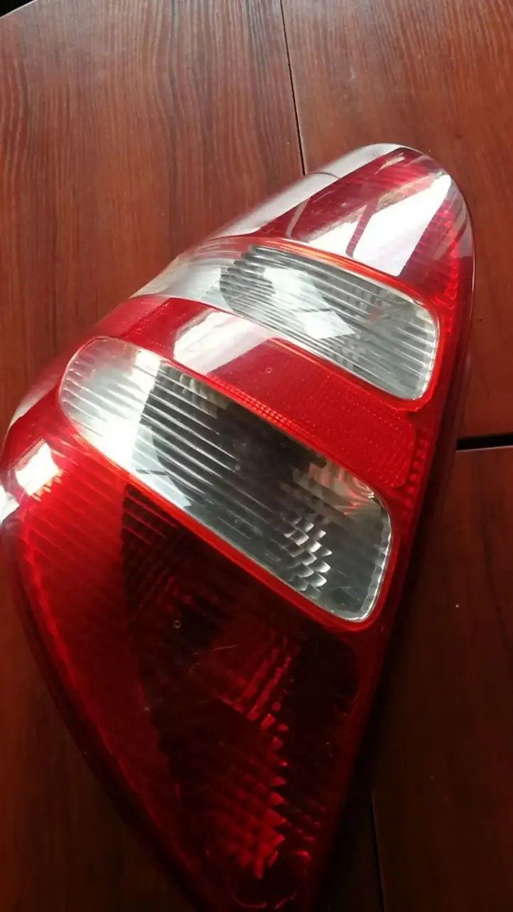 Mercedes-Benz A W169 (2004 - 2012) A1698200364 Задний фонарь в кузове — фото 1
