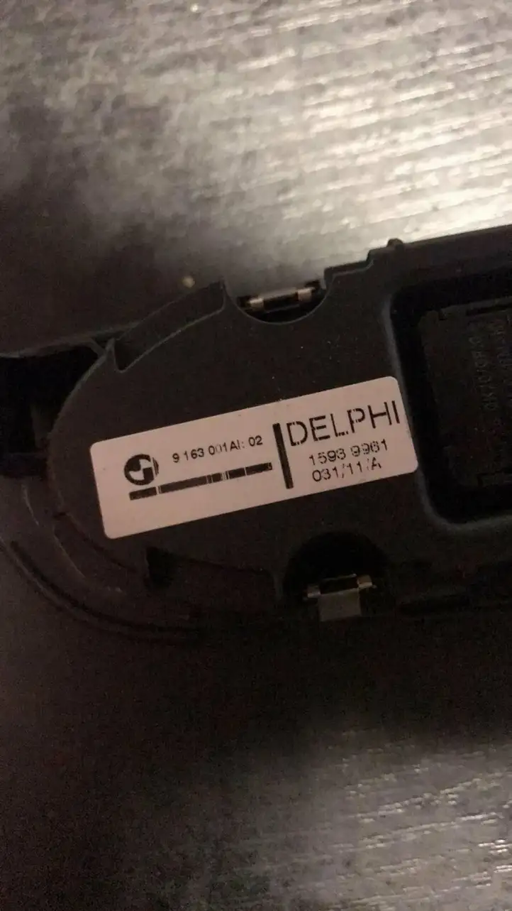 BMW 1 E81 E87 (2004 - 2011) 9163001 Кнопка стеклоподъемников — фото 3