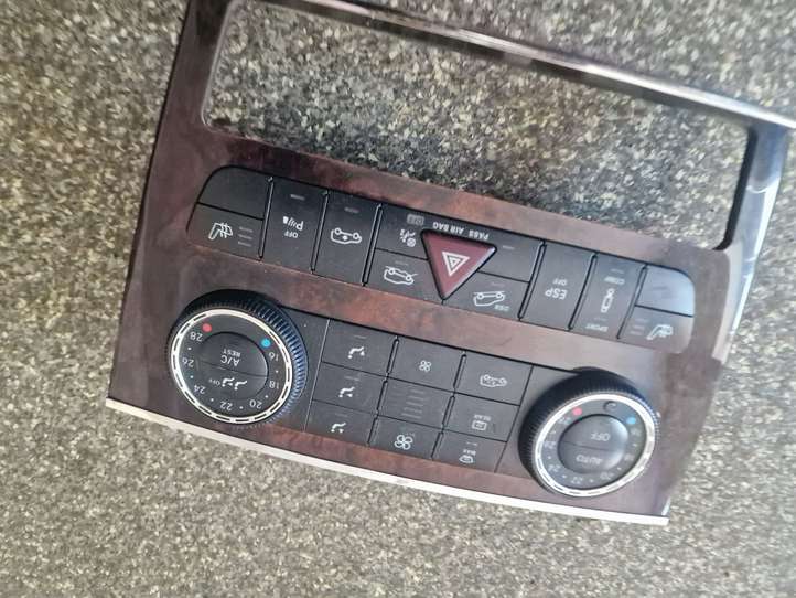 Mercedes-Benz ML W164 (2005 - 2011)  A2518702089 Блок управления кондиционера воздуха / климата/ печки (в салоне)