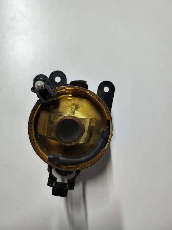 Volkswagen Golf IV (1998 - 2005) 1K0941700C Передняя противотуманная фара — фото 3