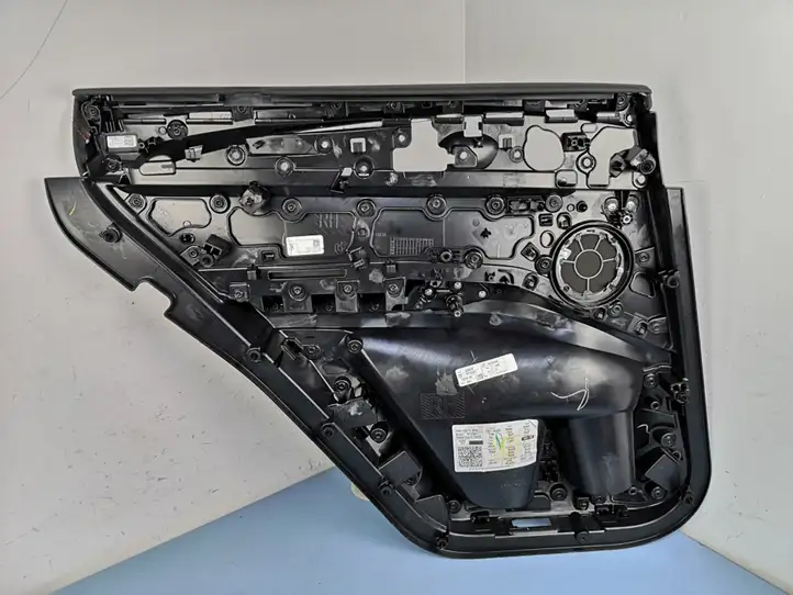 BMW X4 G02 (2018 - ) 51428093478 Обшивка задней двери — фото 8